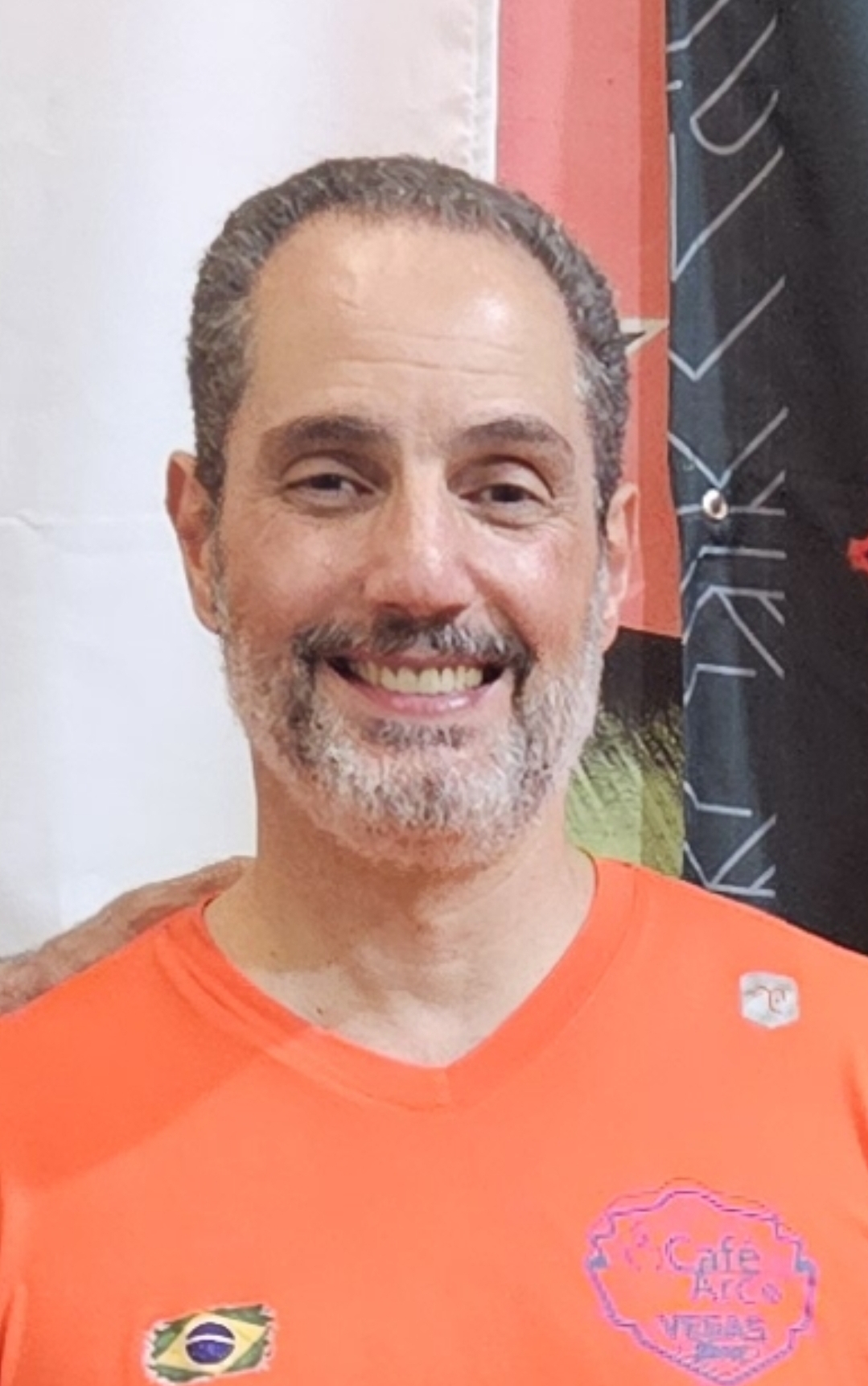 Renato Viccario Achoa